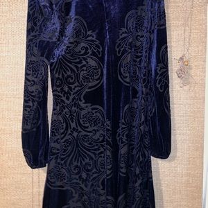 Eliza J, 6, velvet blue & black long sleeve dress